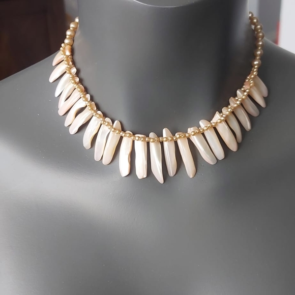 Vintage Necklace Mother of Pearl Bib Statement Silver Tone Jewelry Signed - Picture 2 of 7